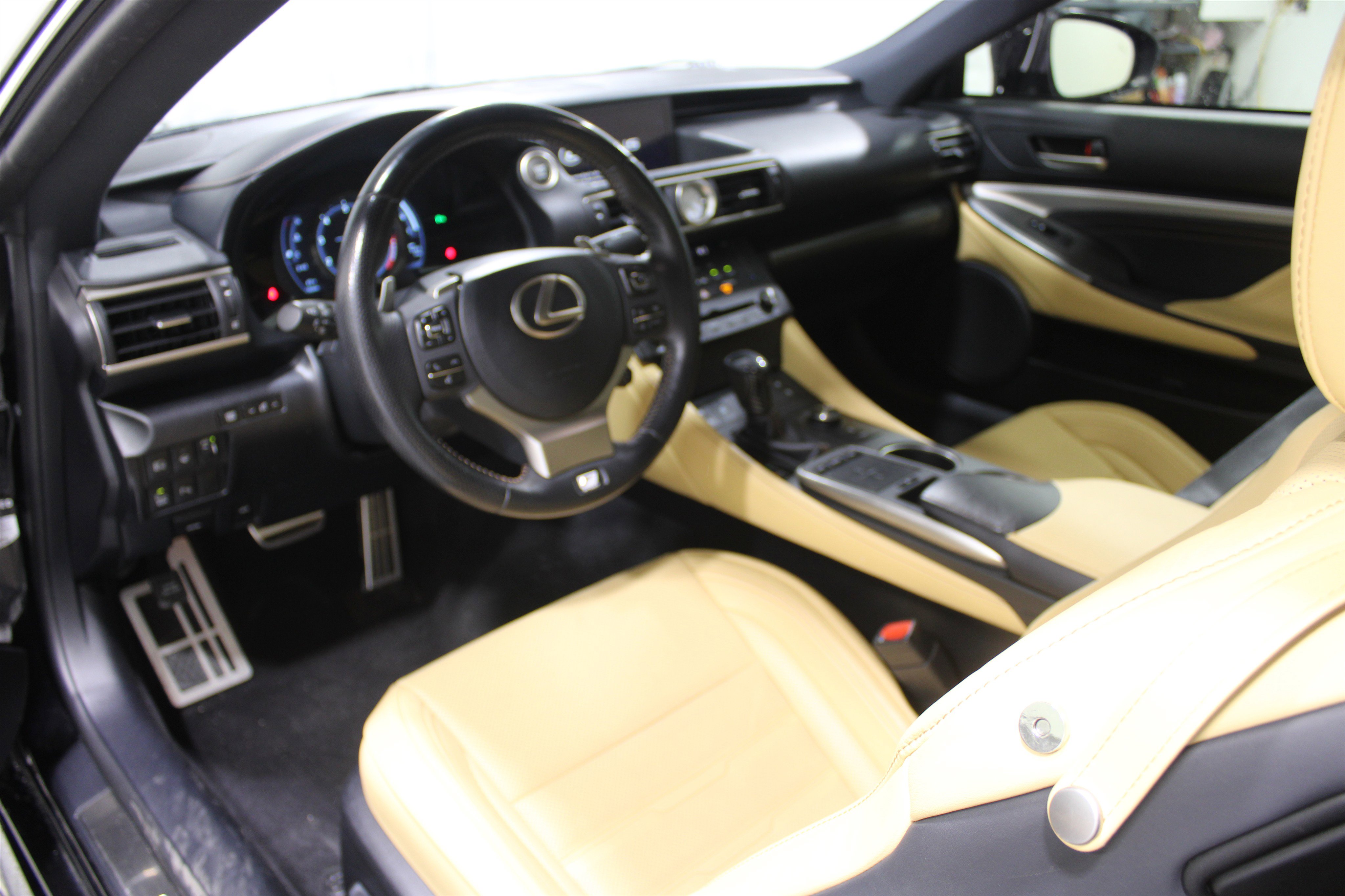 Used 2018 Lexus RC 300 F Sport image 2