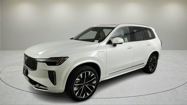 New 2026 Volvo XC90 T8 Plus w/ Protection Package Premier AWD/4WD image 8