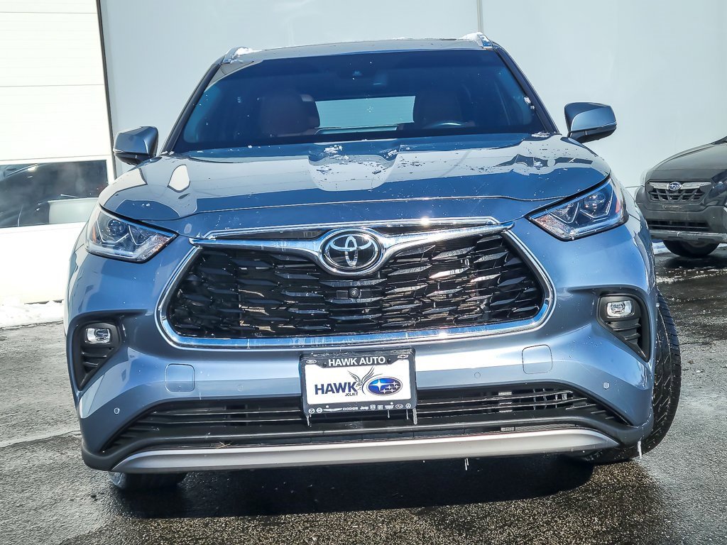 Used 2022 Toyota Highlander Platinum image 4