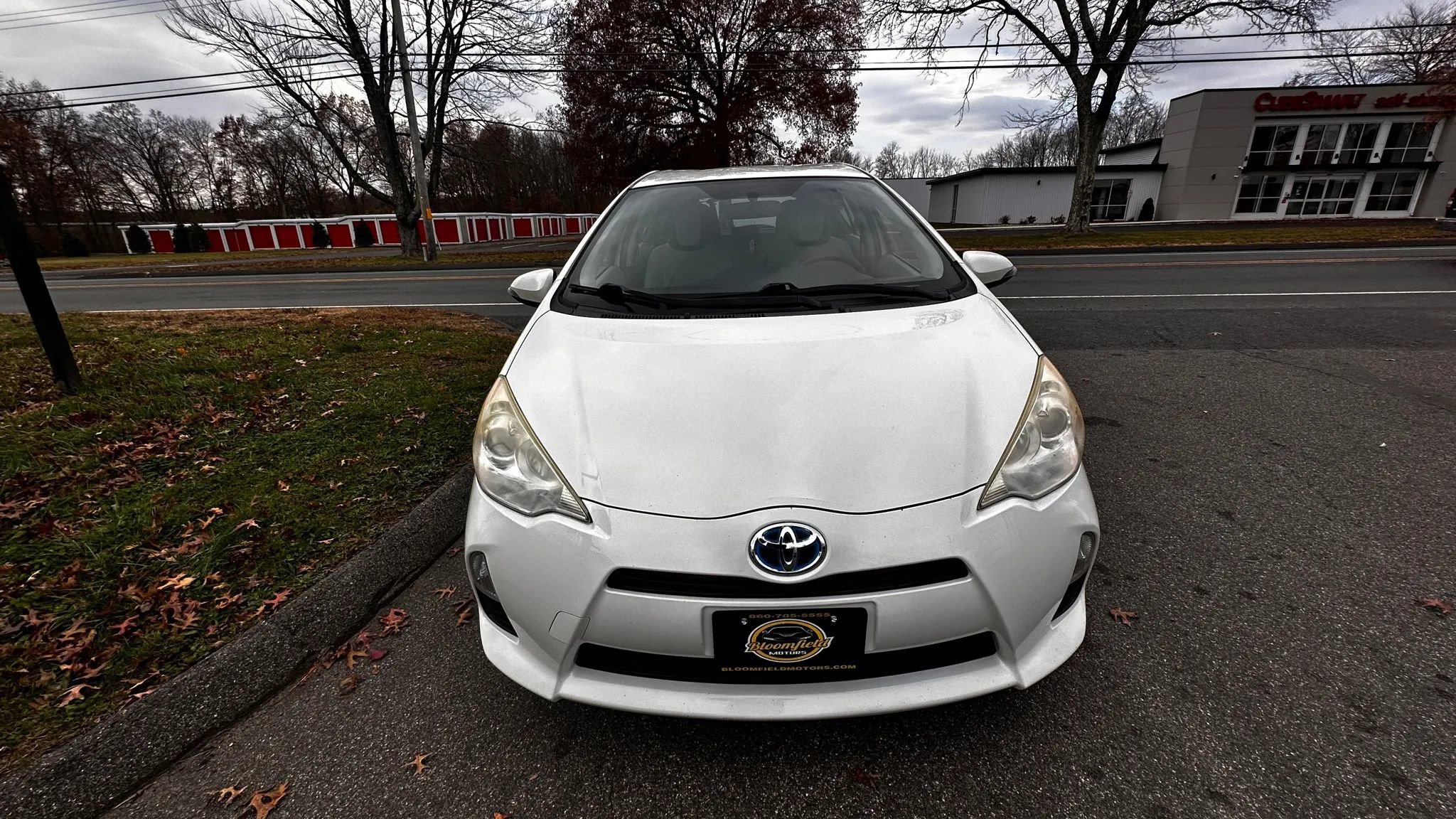 Used 2013 Toyota Prius C Three image 2