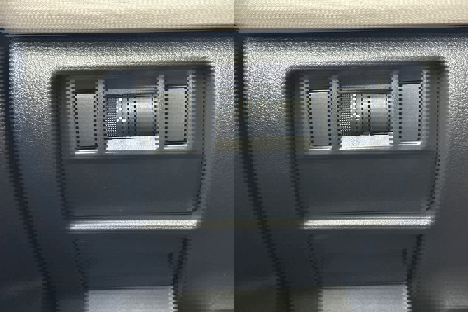 New 2025 Subaru Forester Premium w/ Convenience Package #1 image 29