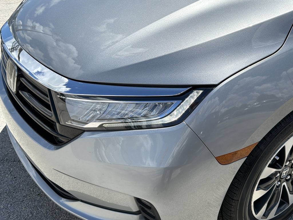 Used 2023 Honda Odyssey EX-L image 8