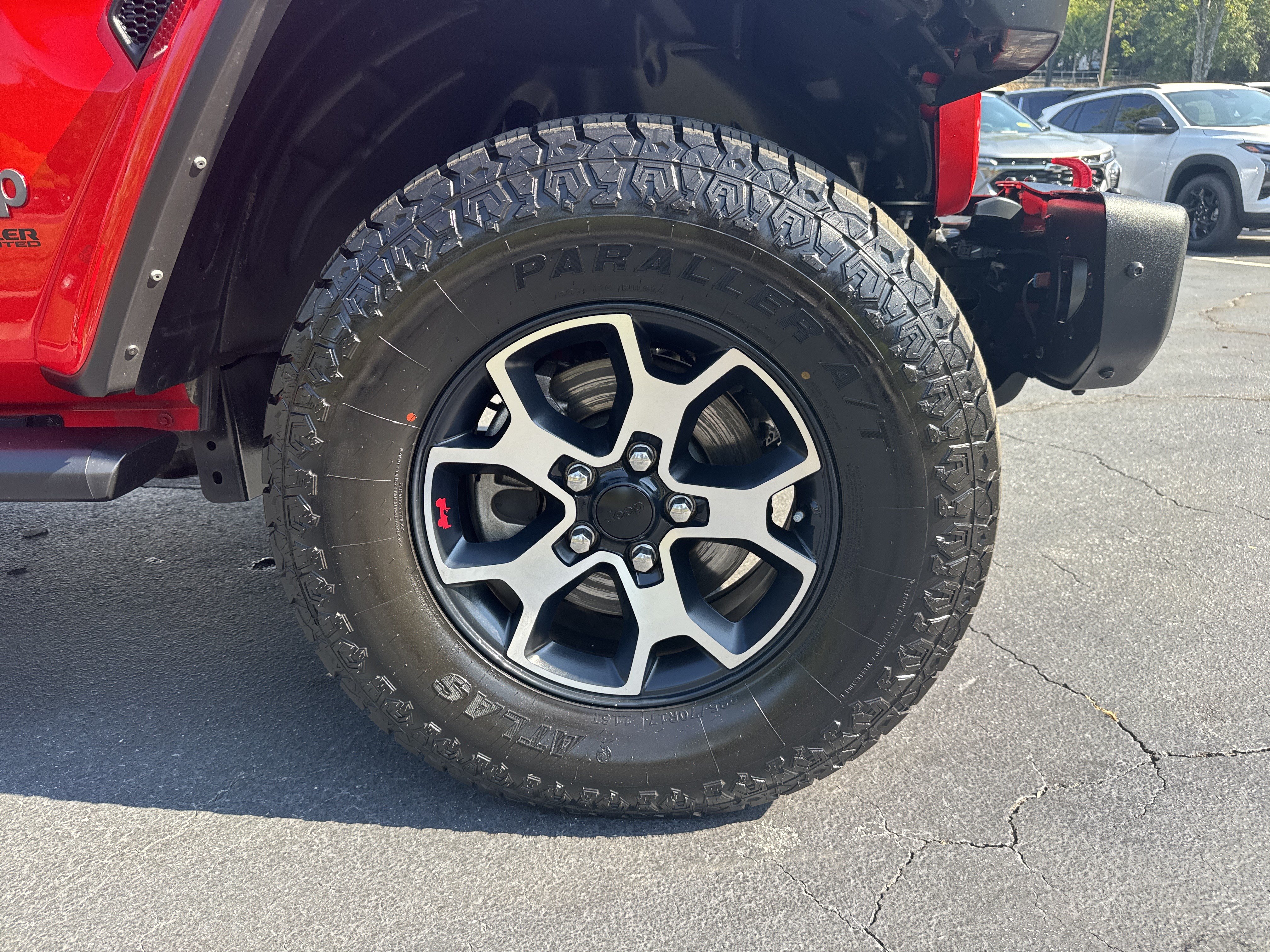 Used 2022 Jeep Wrangler Unlimited Rubicon w/ Steel Bumper Group AWD/4WD image 12