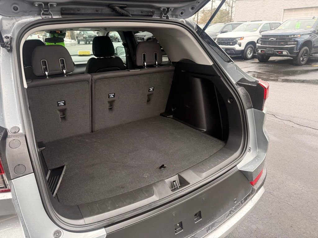 Used 2024 Chevrolet TrailBlazer LT w/ Driver Confidence Package image 14