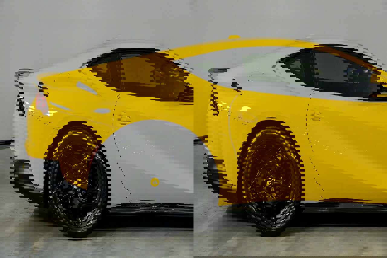 Used 2019 Ferrari 812 Superfast image 13