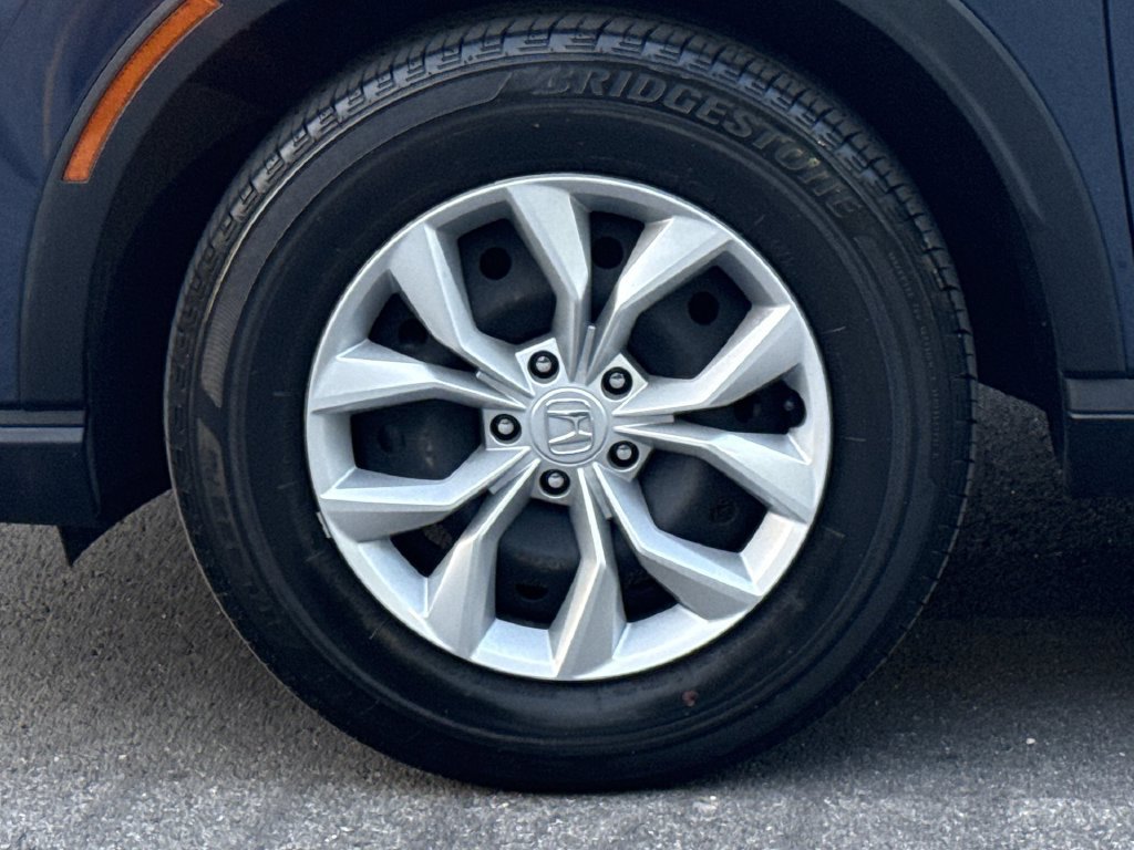 Used 2024 Honda CR-V LX image 18