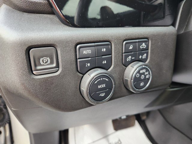 Used 2022 Chevrolet Silverado 1500 LTZ w/ LTZ Premium Package image 40