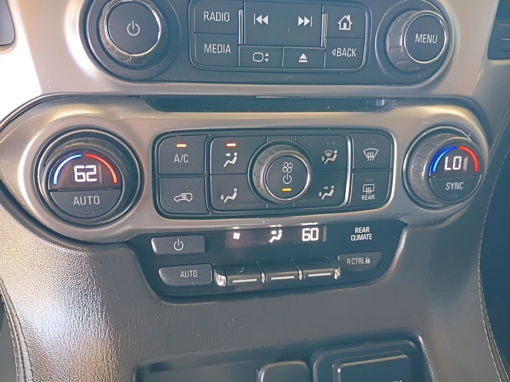 Used 2018 Chevrolet Tahoe 2WD w/ Remote Keyless Entry Package image 34