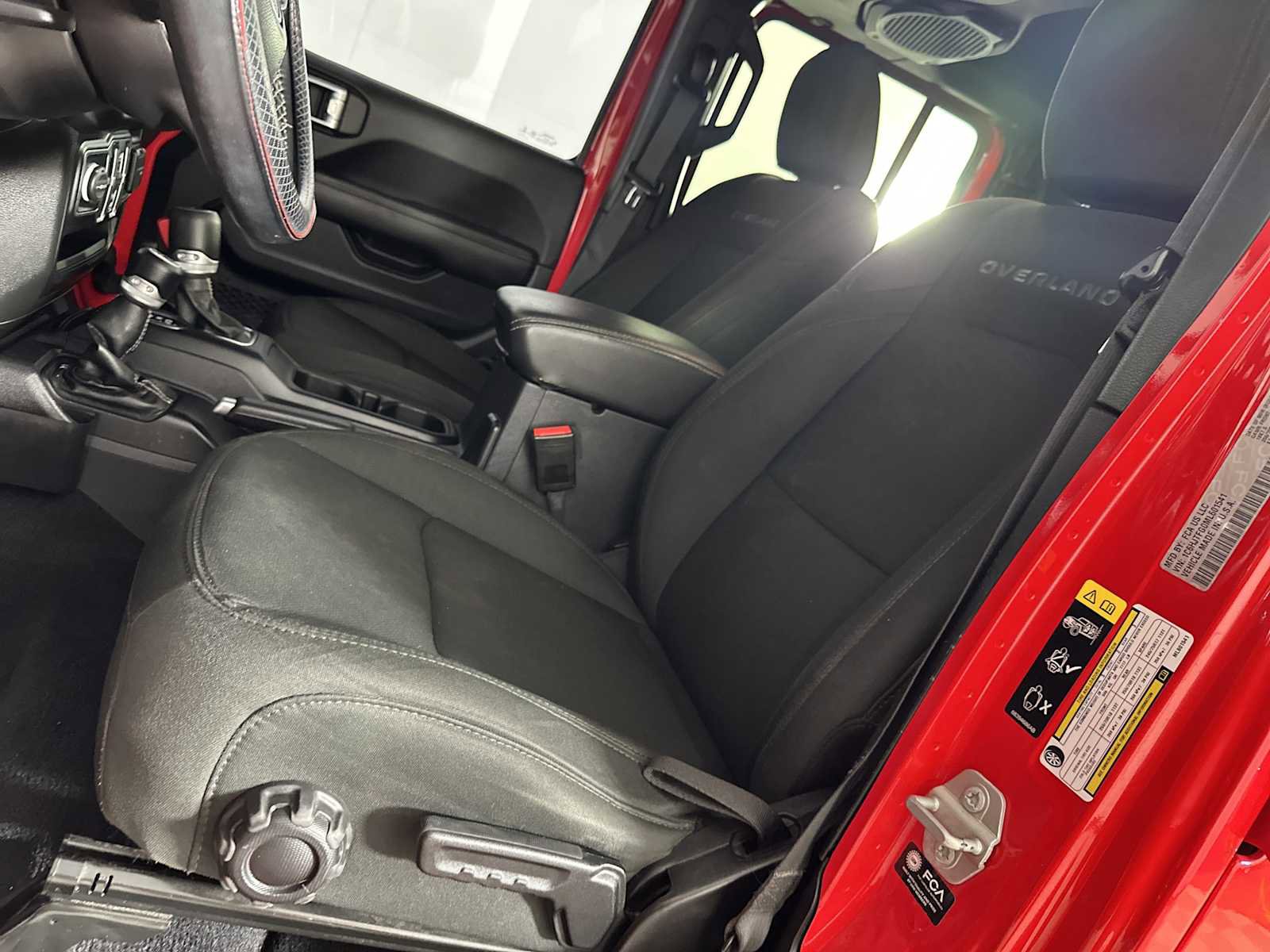 Used 2021 Jeep Gladiator Overland image 11