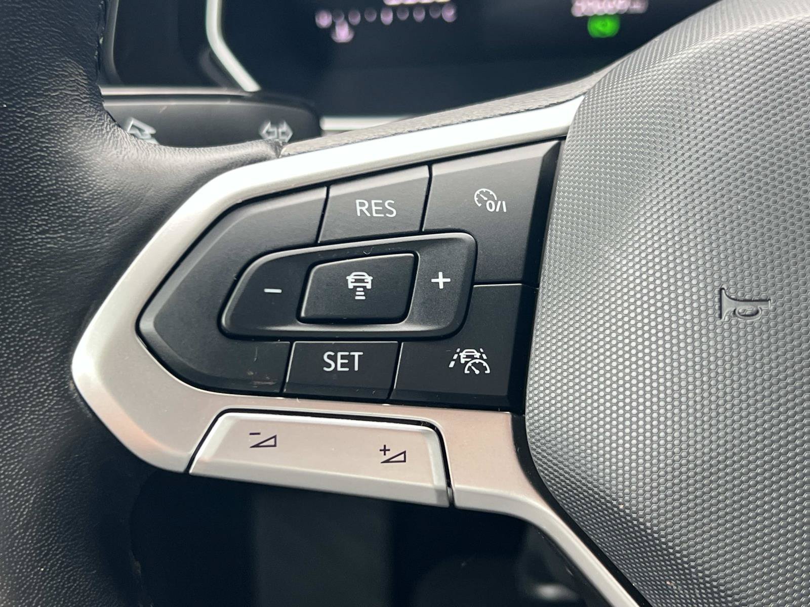 Certified 2024 Volkswagen Jetta S FWD image 9