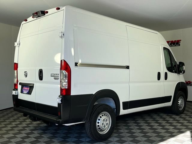 New 2026 RAM ProMaster 2500 w/ Convenience Group FWD image 3