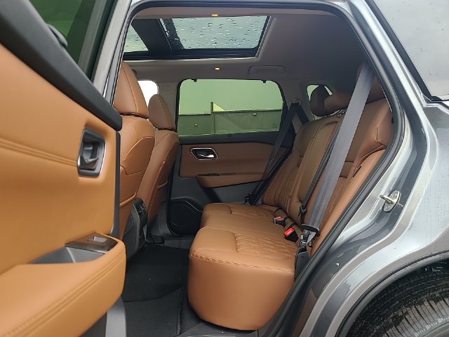 New 2026 Nissan Rogue Platinum AWD/4WD image 25