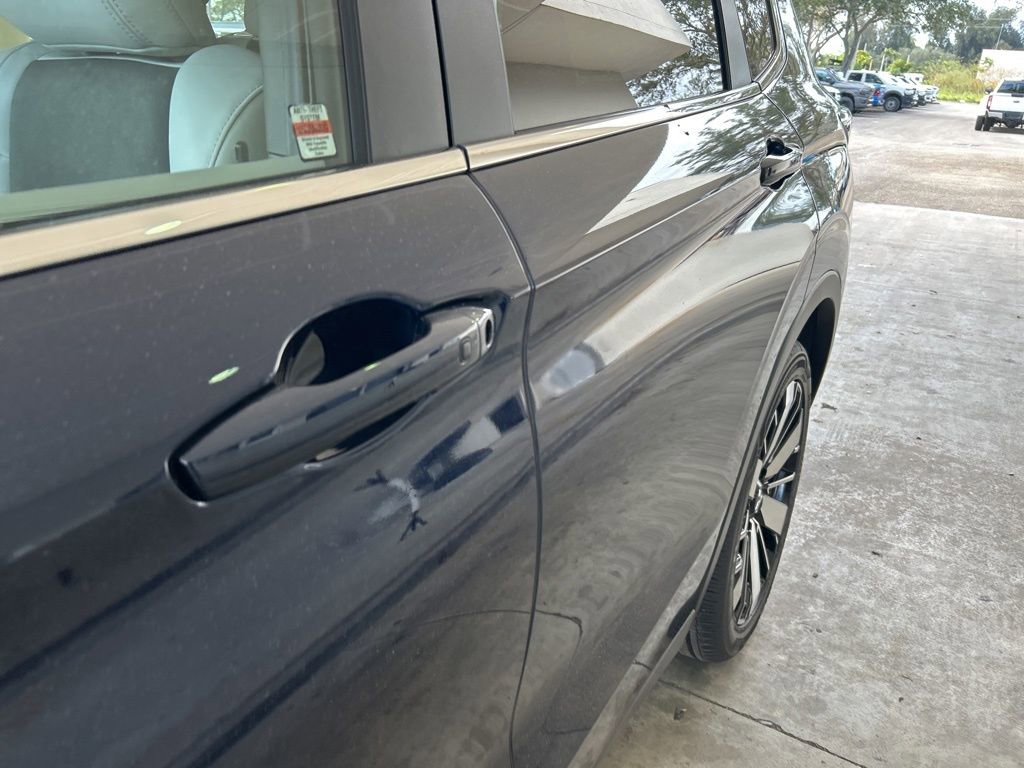 New 2026 Mitsubishi Outlander SE image 15