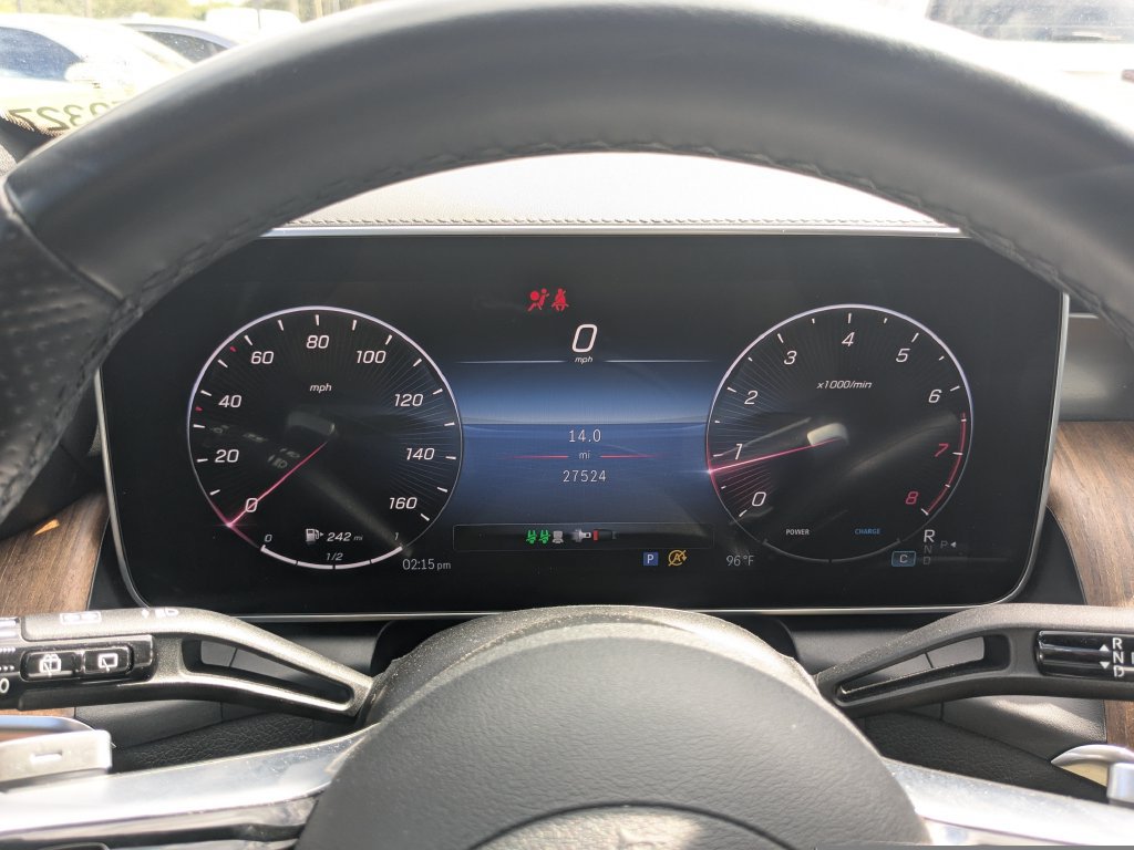 Used 2023 Mercedes-Benz GLC 300 w/ AMG Line image 15