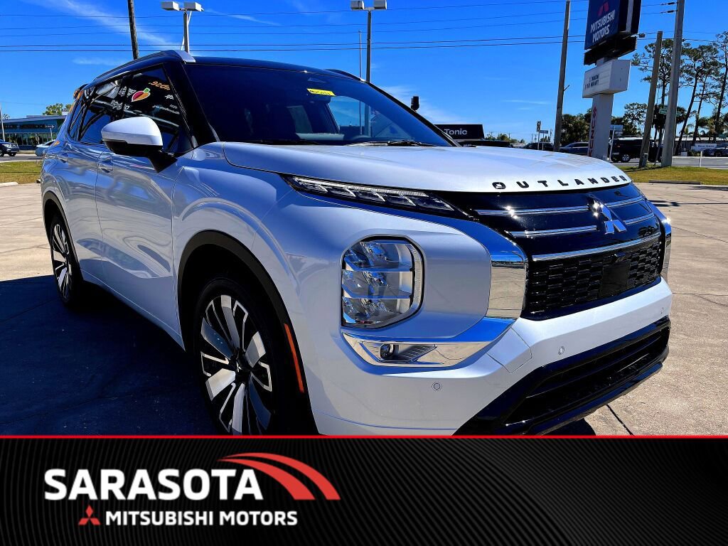 New 2025 Mitsubishi Outlander SEL video 1