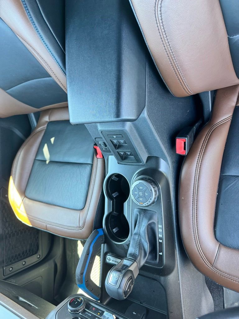 Used 2022 Ford Bronco Outer Banks AWD/4WD image 11