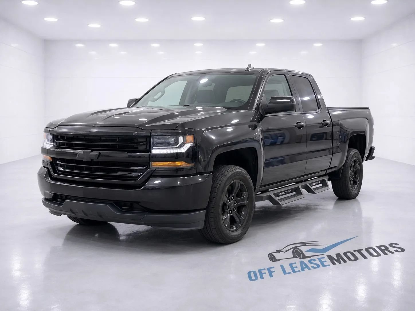 Used 2018 Chevrolet Silverado 1500 LT w/ Midnight Edition