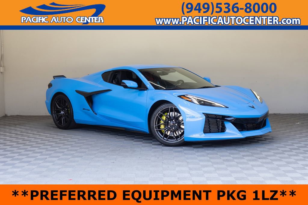 Used 2024 Chevrolet Corvette Z06 RWD image 1
