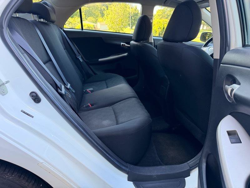 Used 2010 Toyota Corolla FWD image 19