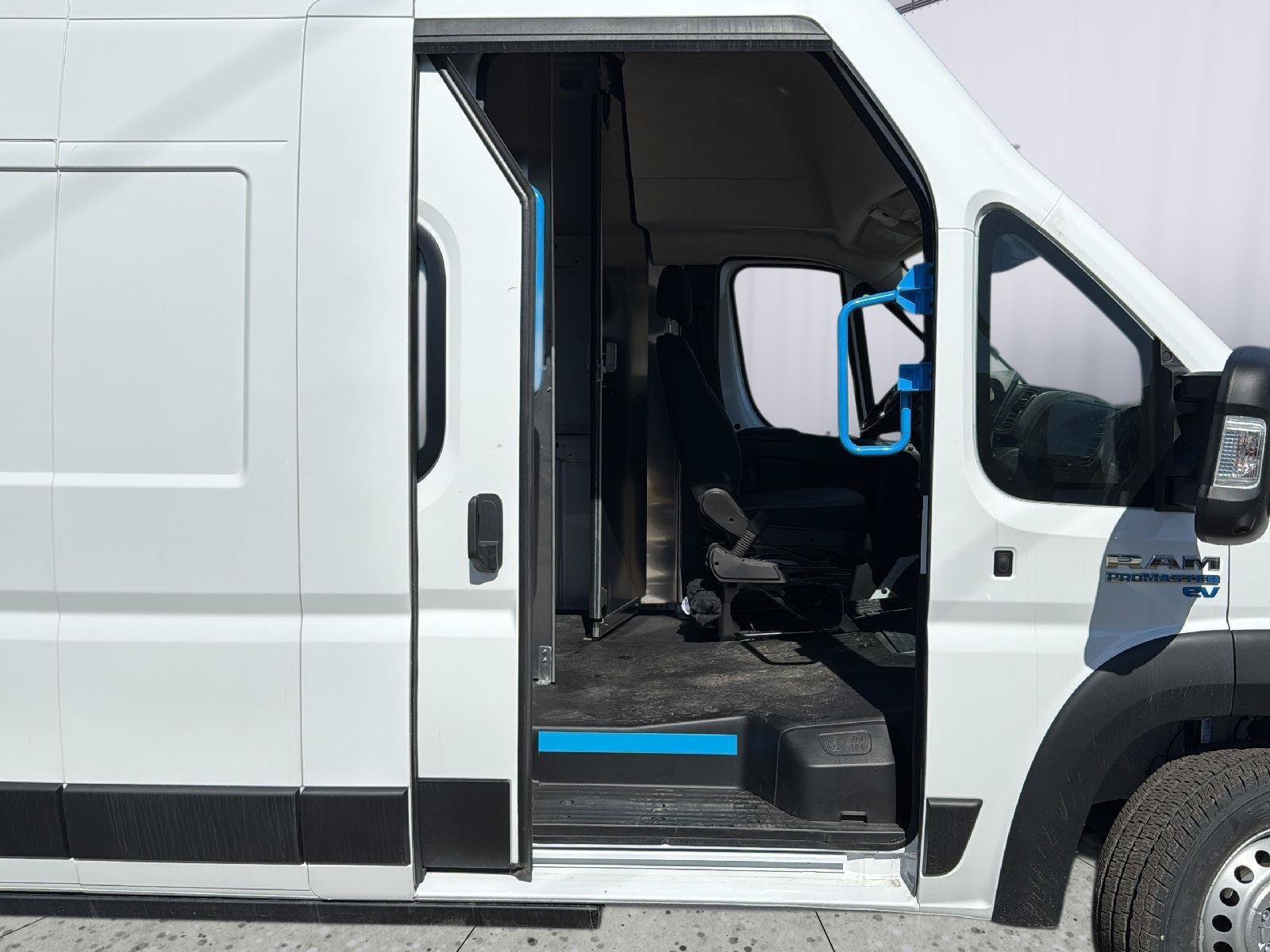 New 2025 RAM ProMaster 3500 FWD image 22