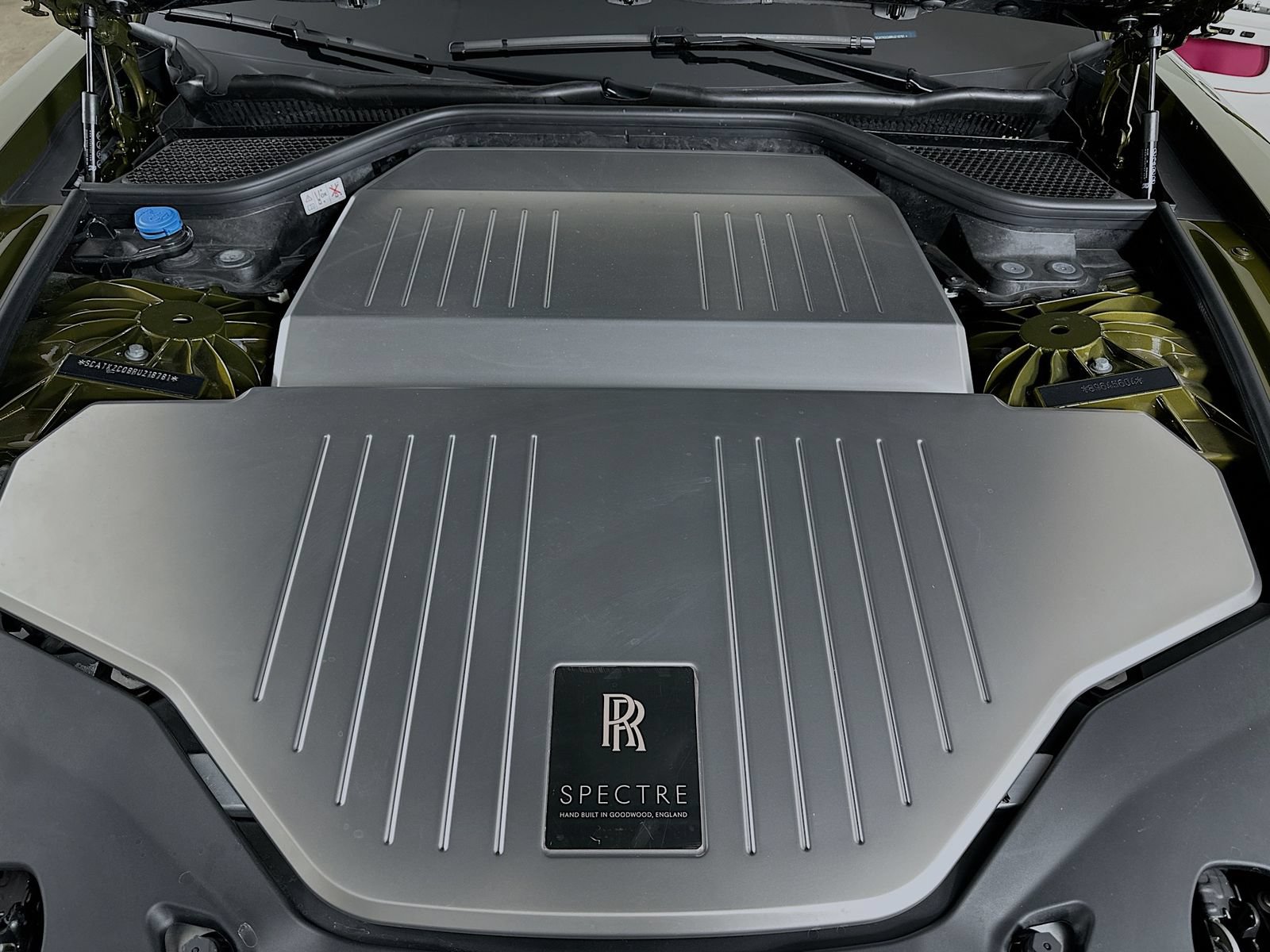 Used 2024 Rolls-Royce Spectre w/ Leather Finishing Pack AWD/4WD image 16