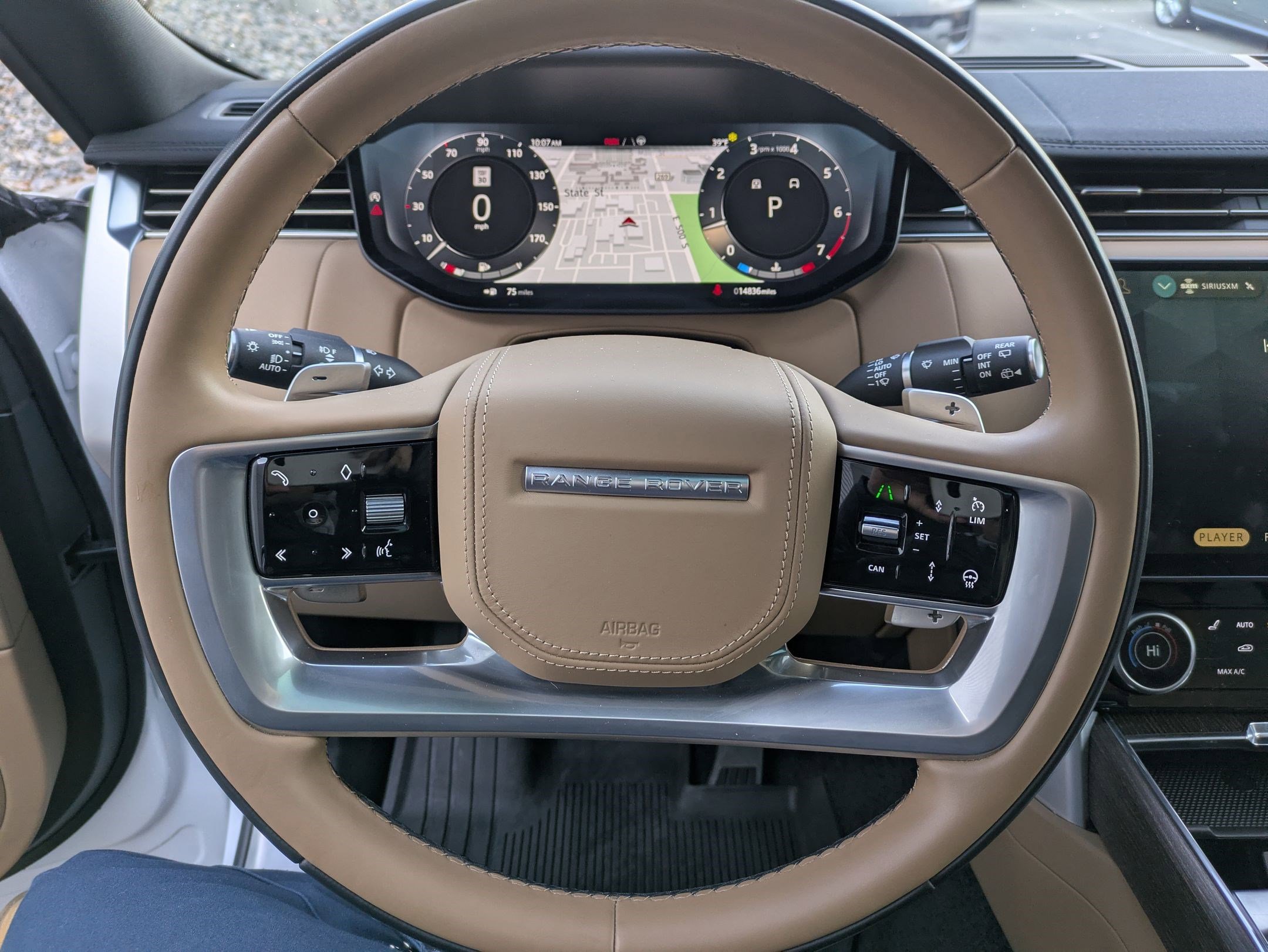 Used 2023 Land Rover Range Rover SE image 16