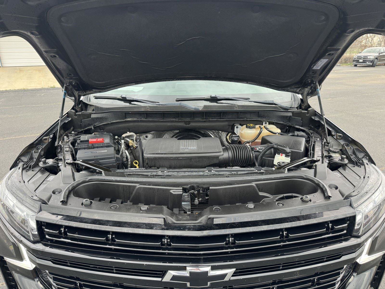 Used 2023 Chevrolet Suburban RST AWD/4WD image 50