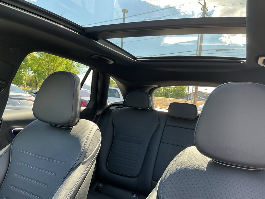 New 2026 Mercedes-Benz GLC 350e 4MATIC image 12