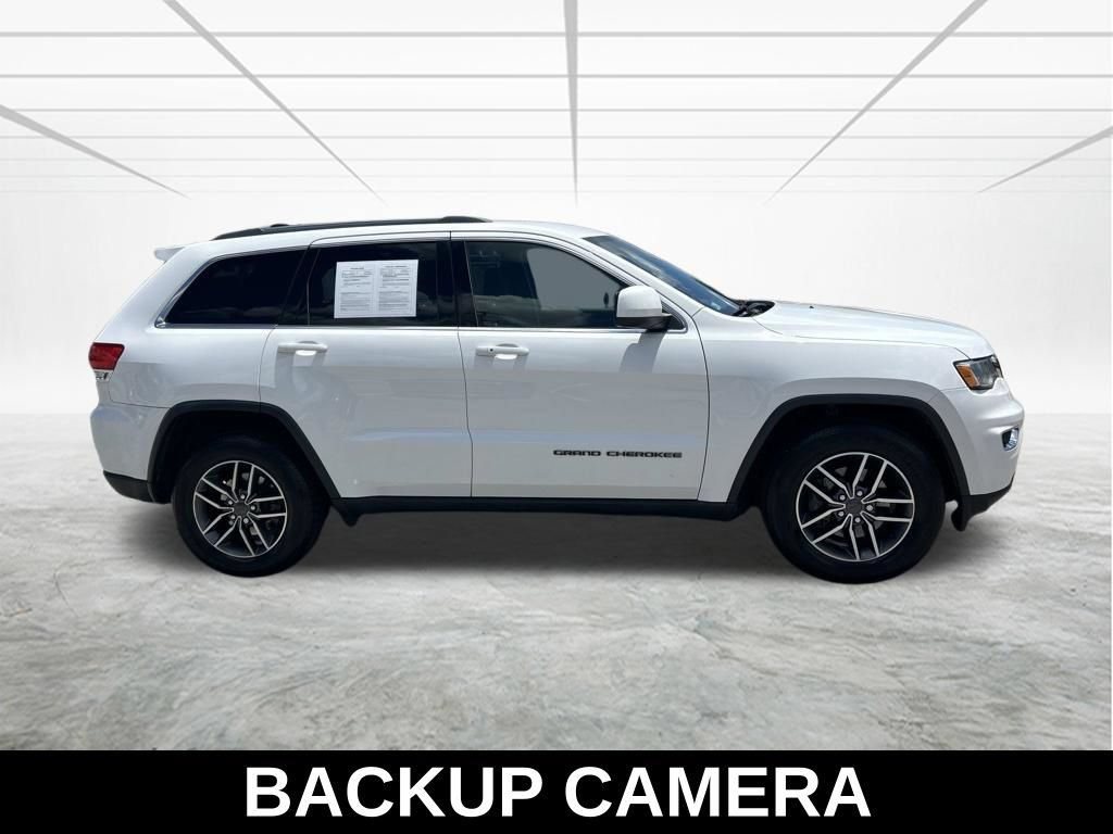 Used 2019 Jeep Grand Cherokee Laredo RWD image 4