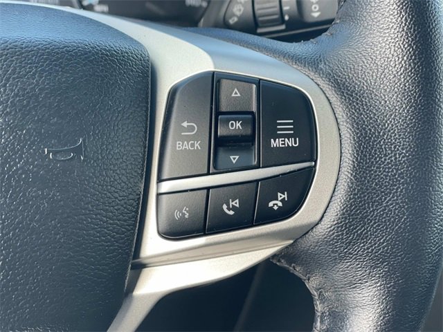 Used 2022 Ford Explorer XLT w/ Equipment Group 202A image 9