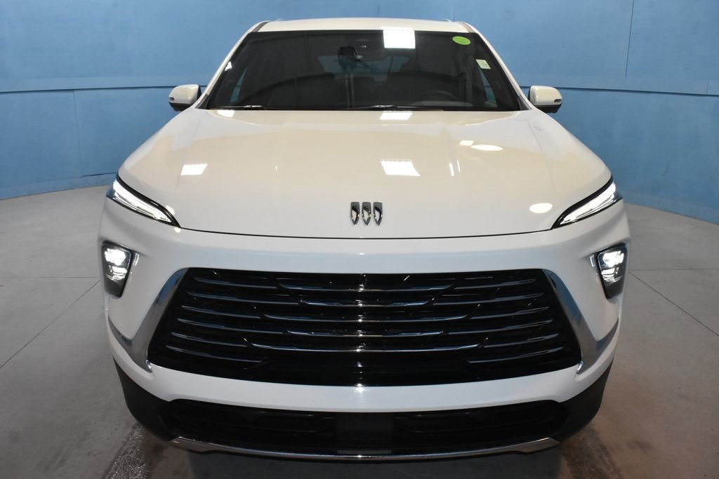 Used 2025 Buick Enclave Preferred image 24