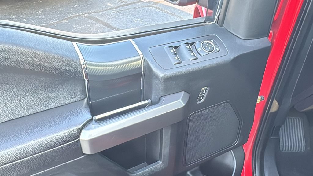 Used 2019 Ford F150 XLT w/ Equipment Group 302A Luxury AWD/4WD image 15