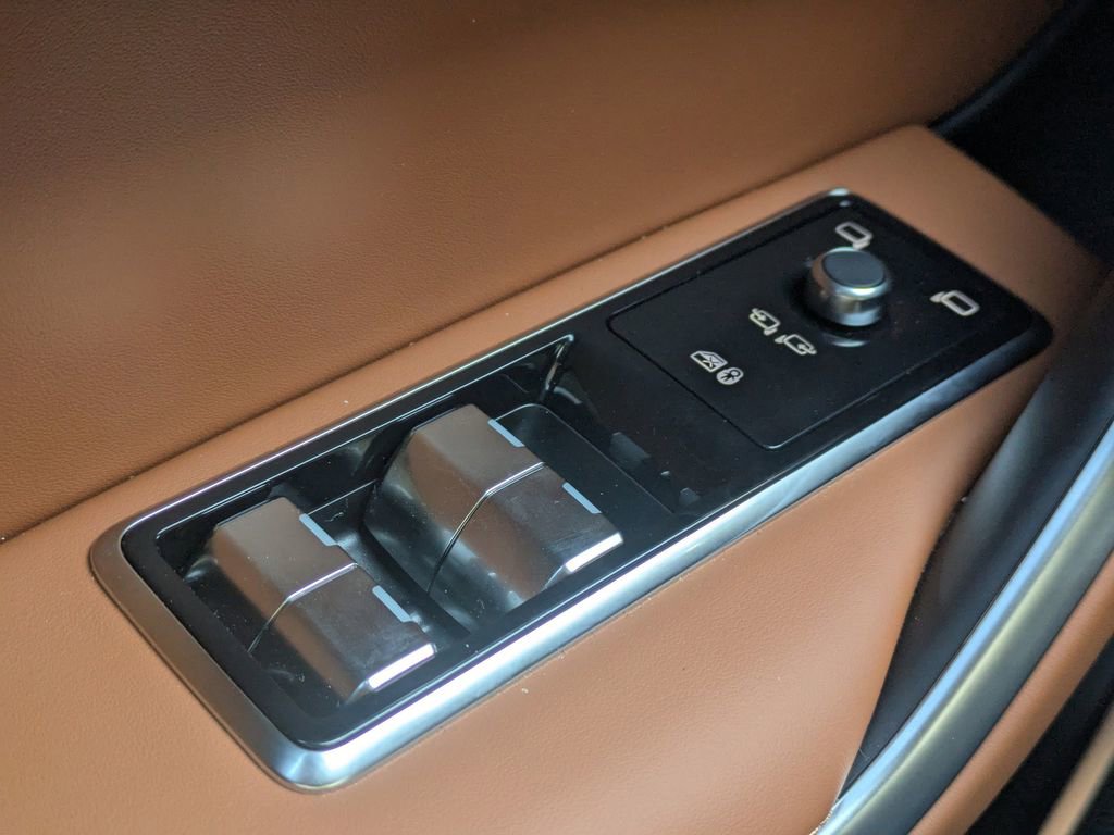 New 2026 Jaguar F-PACE R-Dynamic S image 26