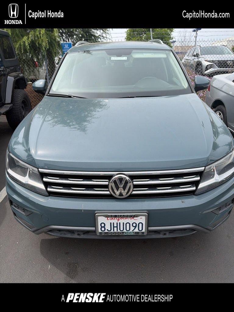 Used 2019 Volkswagen Tiguan SEL image 1