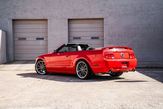 Used 2006 Ford Mustang GT Premium RWD image 21