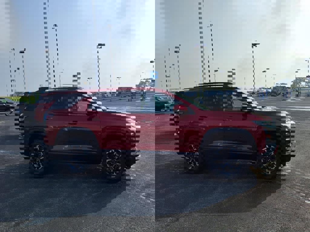 New 2026 Chevrolet Equinox ACTIV w/ Safety and Technology Package image 2