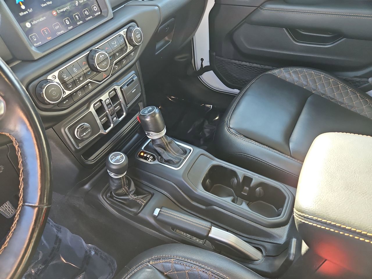 Used 2021 Jeep Wrangler Unlimited Sahara image 30