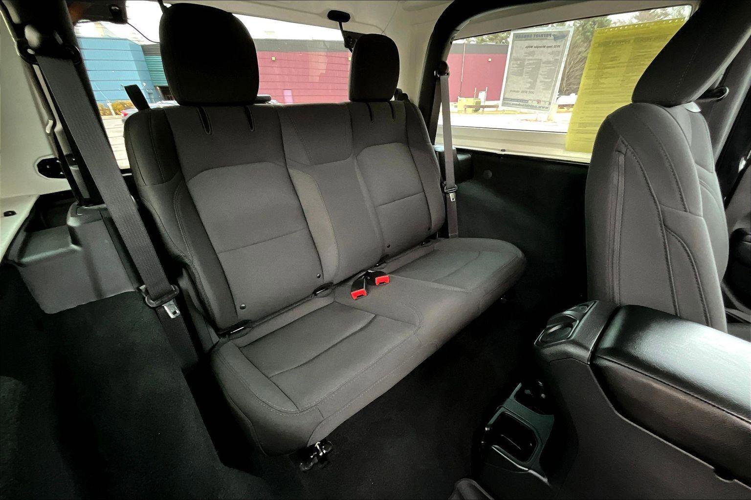 Used 2022 Jeep Wrangler Willys image 22