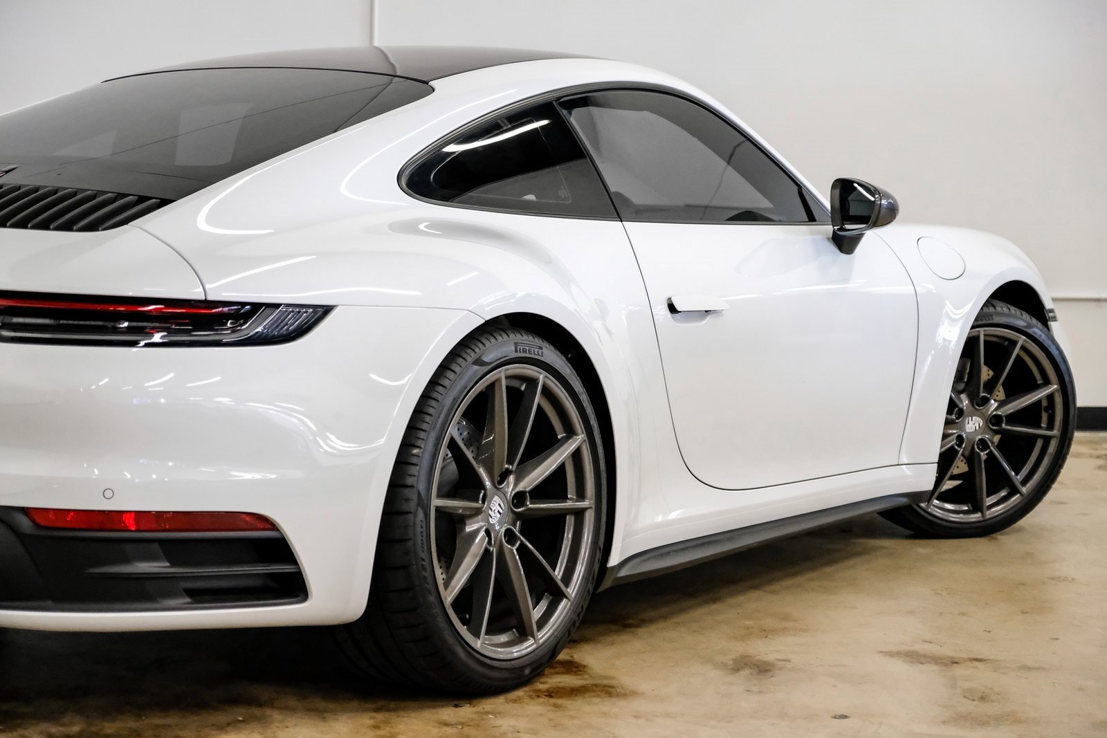 Used 2024 Porsche 911 Carrera T image 11