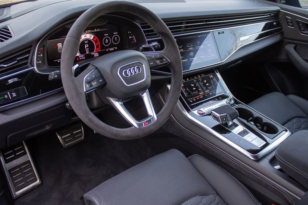 Used 2025 Audi RS Q8 performance image 11