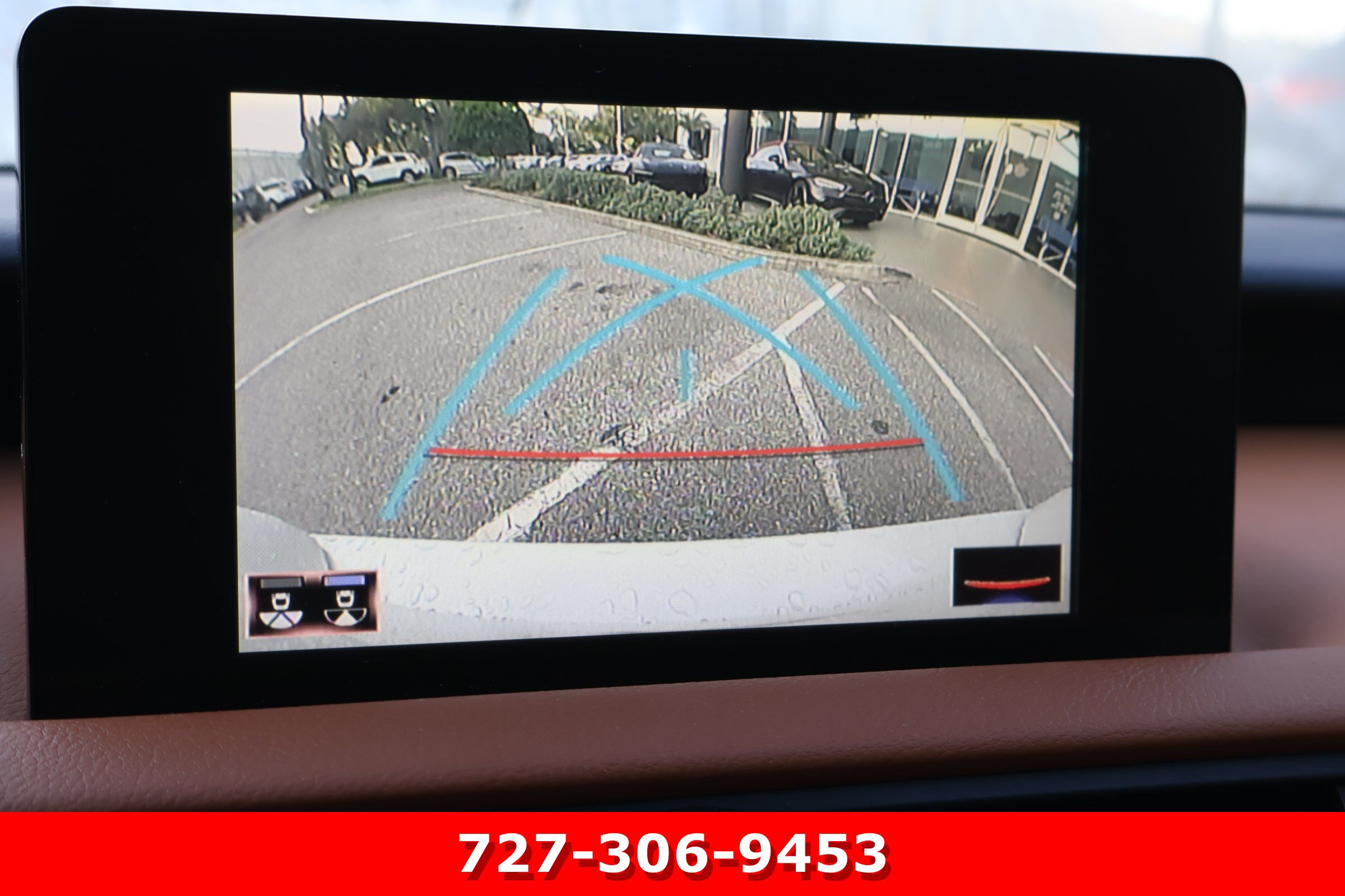 Used 2023 Lexus IS 300 w/ Comfort Package RWD image 4
