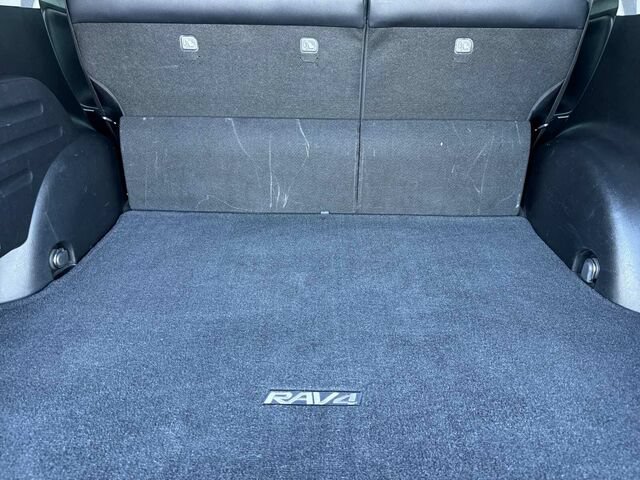 Used 2015 Toyota RAV4 Limited w/ Technology Package AWD/4WD image 16