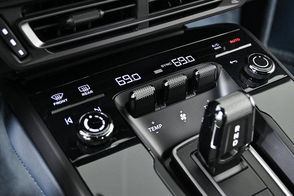 Certified 2024 Porsche 911 Targa 4 GTS w/ Premium Package image 19