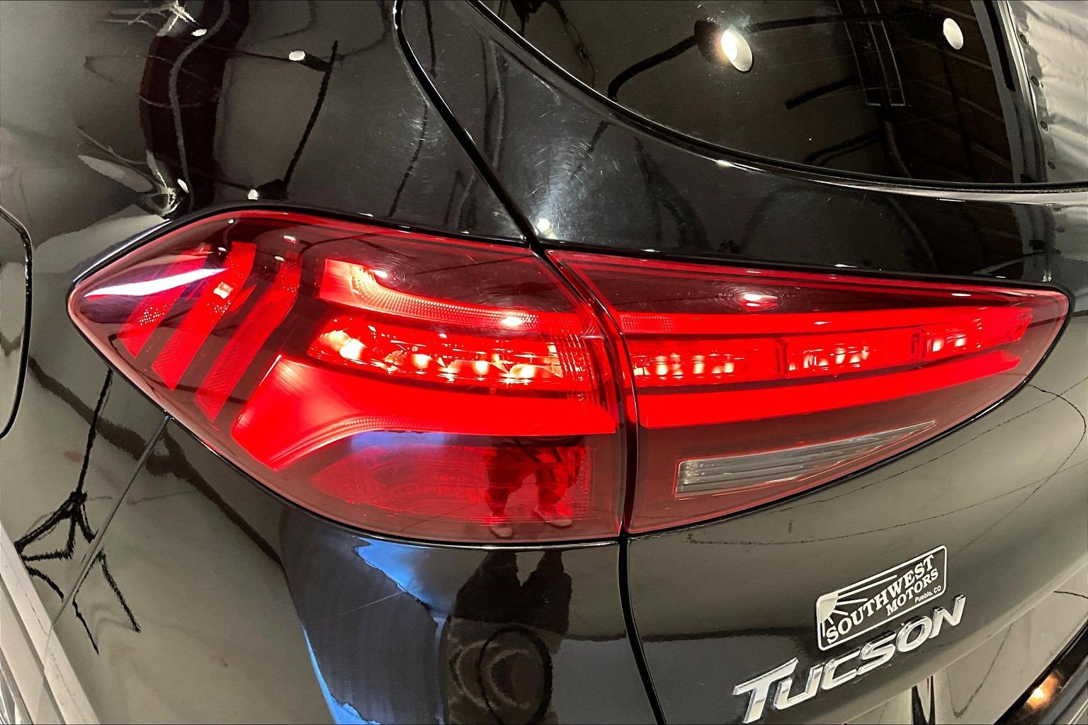 Used 2021 Hyundai Tucson Limited AWD/4WD image 23