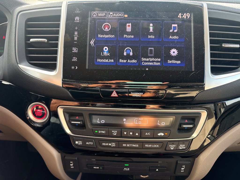 Used 2017 Honda Pilot Touring image 29