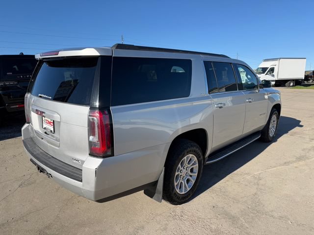 Used 2017 GMC Yukon XL SLT AWD/4WD image 8