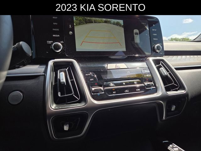 Used 2023 Kia Sorento S FWD image 30