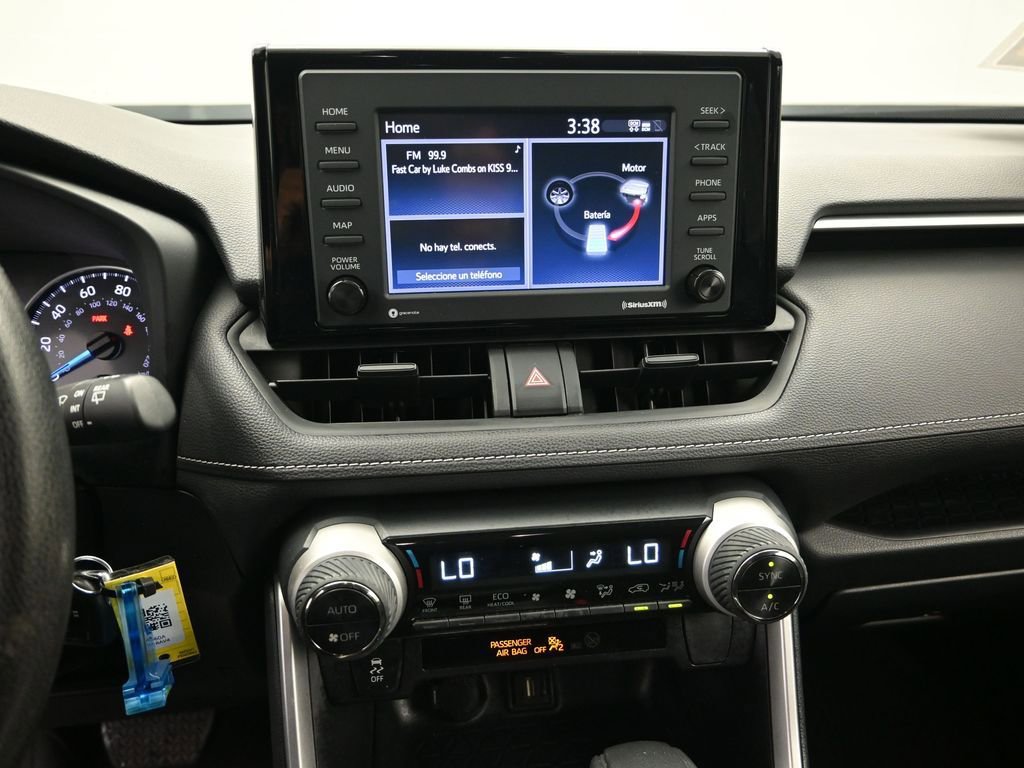 Used 2022 Toyota RAV4 LE image 13