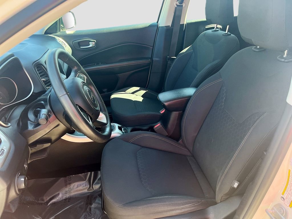 Used 2019 Jeep Compass Sport image 21