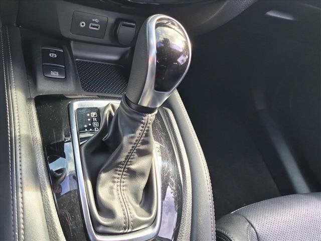 Used 2020 Nissan Rogue Sport SL FWD image 12